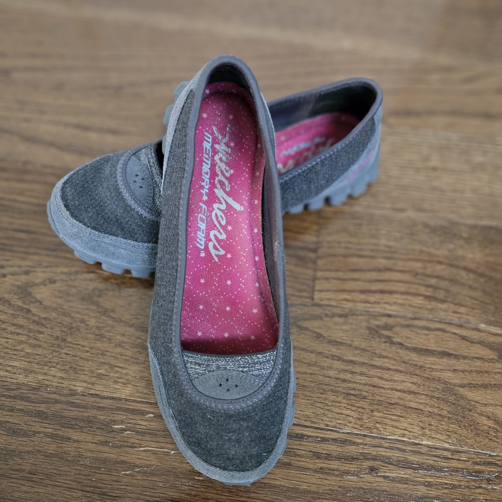 Skechers Women's Charcoal Gray Flats Size 6